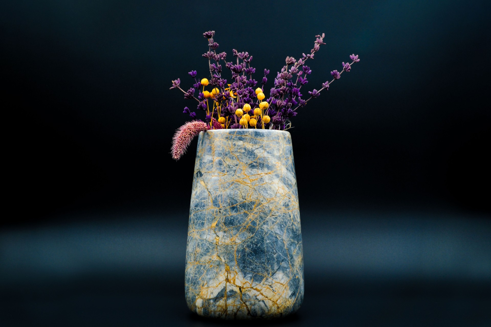 A marble vase for premium users